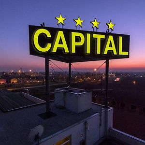 Hotel Capital